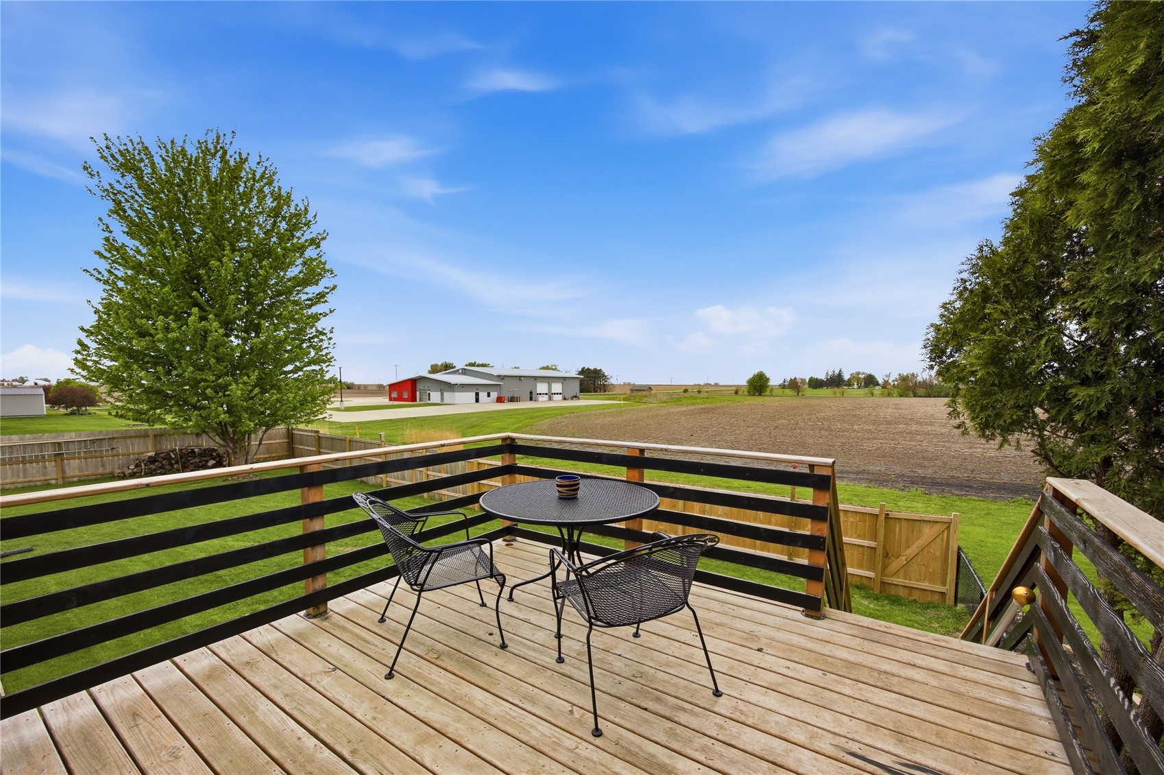 206 Longworth Avenue Alburnett IA 52202