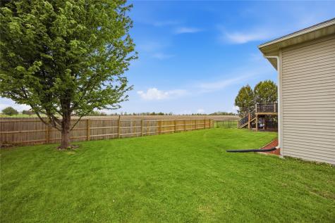 206 Longworth Avenue Alburnett IA 52202