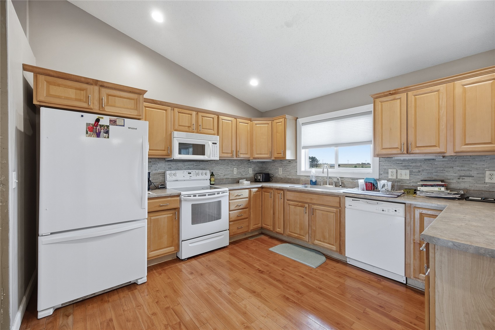 206 Longworth Avenue Alburnett IA 52202
