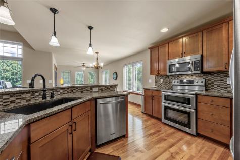 1722 Lake Shore Drive Iowa City IA 52246