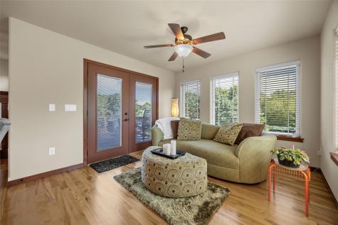 1722 Lake Shore Drive Iowa City IA 52246