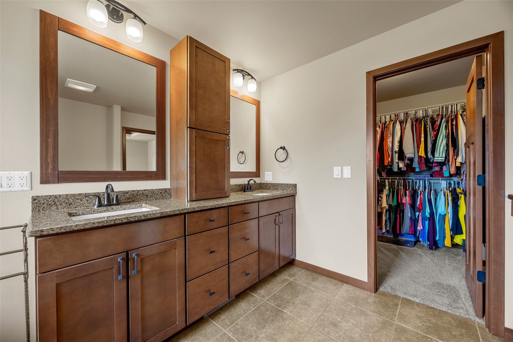 1722 Lake Shore Drive Iowa City IA 52246