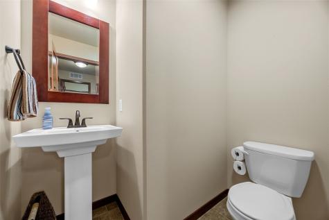 1722 Lake Shore Drive Iowa City IA 52246