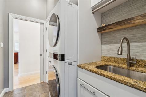 2791 Jefferson Court NE Swisher IA 52338