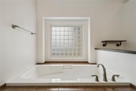 2791 Jefferson Court NE Swisher IA 52338