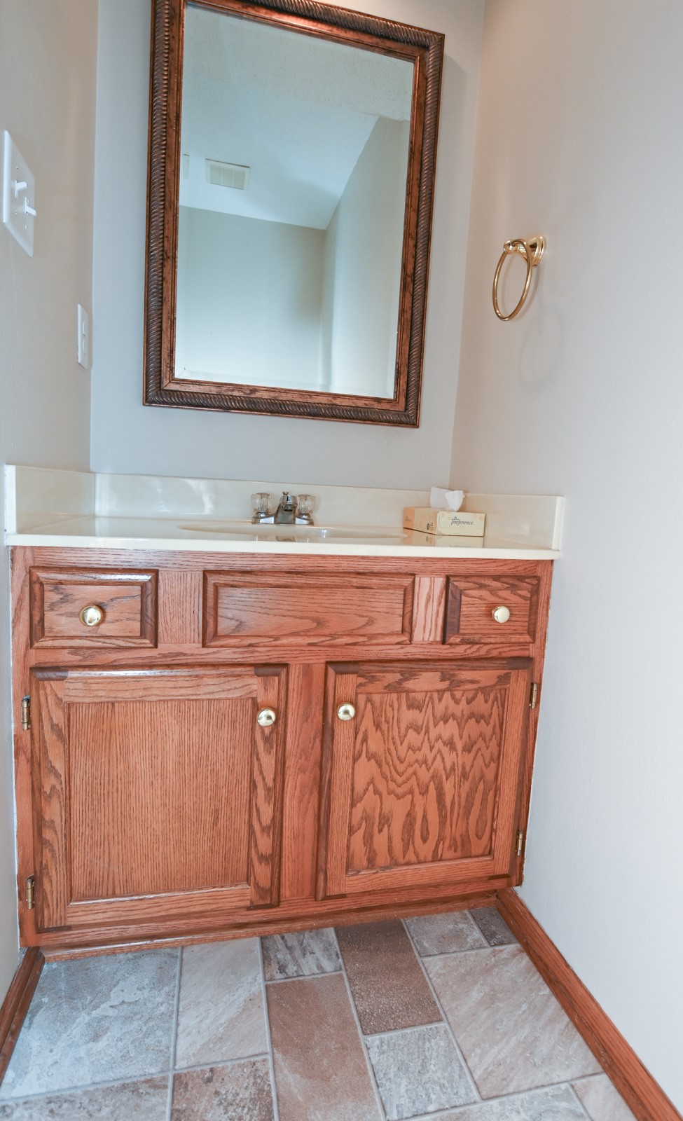 4135 Riverside Drive NE Cedar Rapids IA 52411