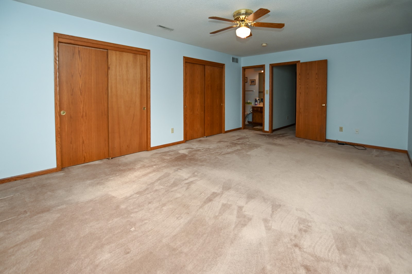 4135 Riverside Drive NE Cedar Rapids IA 52411