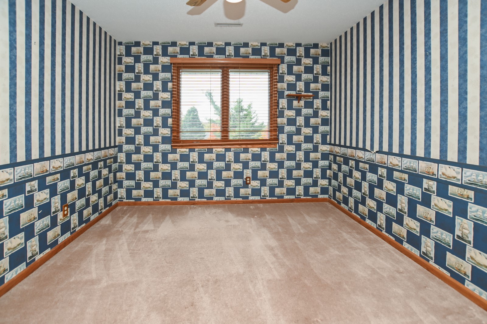4135 Riverside Drive NE Cedar Rapids IA 52411