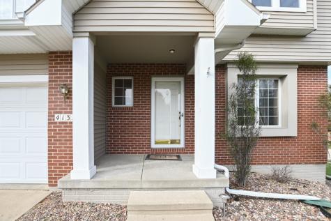 4135 Riverside Drive NE Cedar Rapids IA 52411