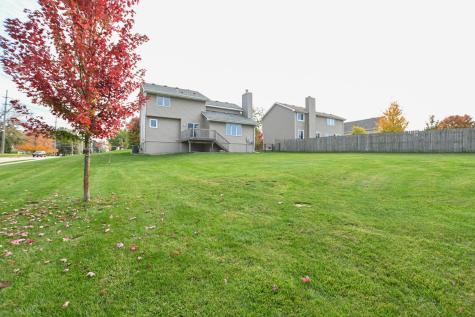 4135 Riverside Drive NE Cedar Rapids IA 52411