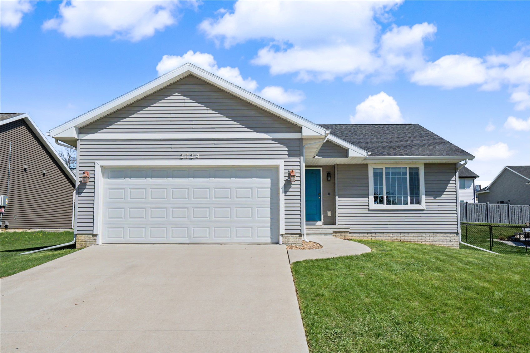 2124 Shady Grove Road SW Cedar Rapids IA 52404