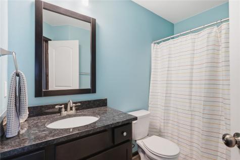 2124 Shady Grove Road SW Cedar Rapids IA 52404