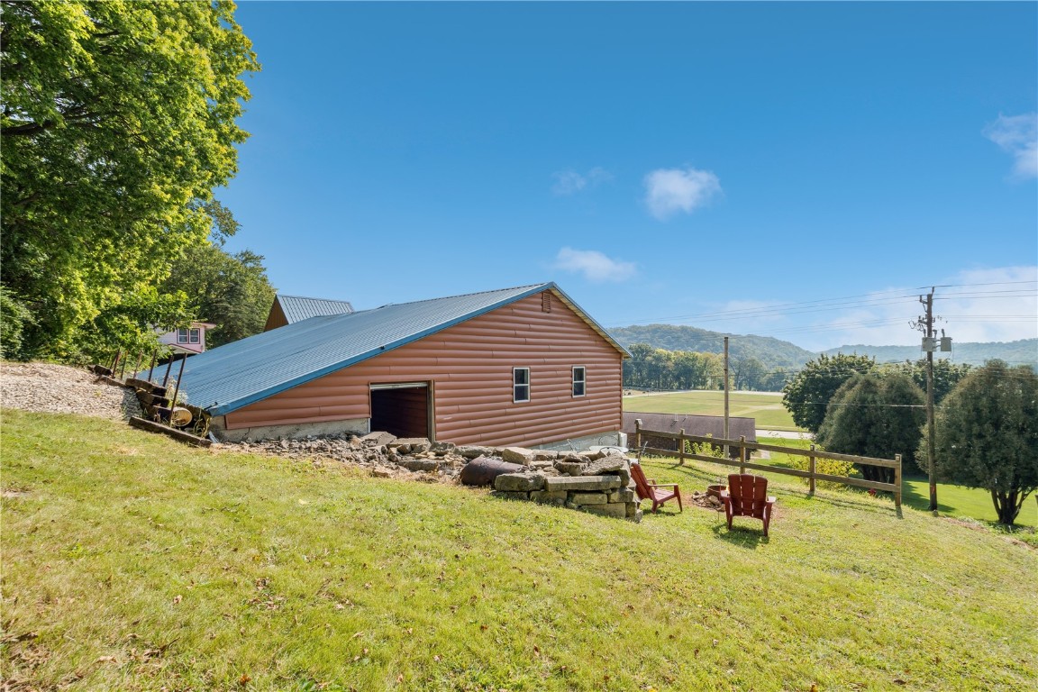 502 Volga Road Elkader IA 52043
