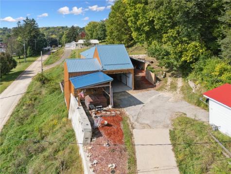 502 Volga Road Elkader IA 52043