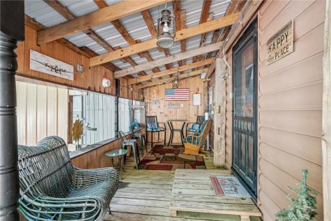 502 Volga Road Elkader IA 52043