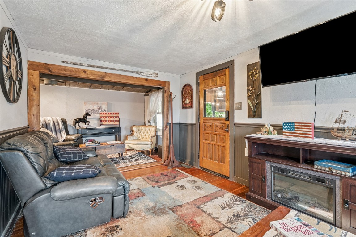 502 Volga Road Elkader IA 52043