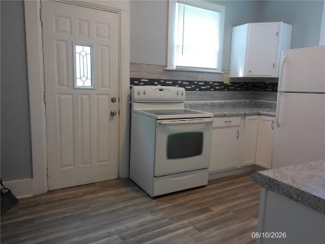 703 5th Street Victor IA 52347