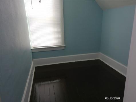 703 5th Street Victor IA 52347