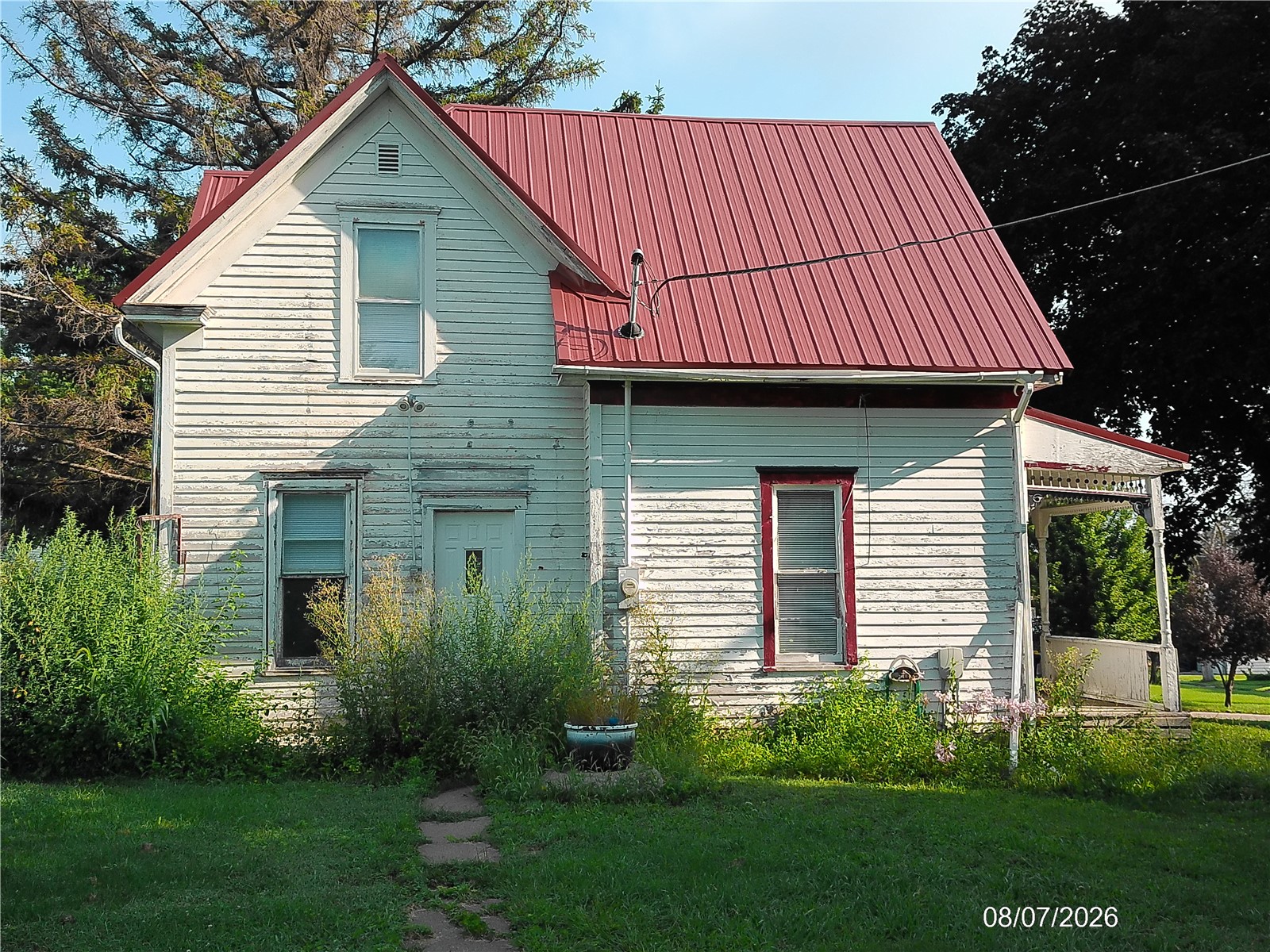 703 5th Street Victor IA 52347