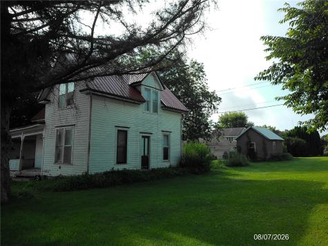 703 5th Street Victor IA 52347