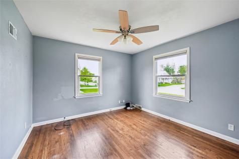 1117 35th Street NE Cedar Rapids IA 52402