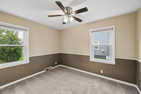 1117 35th Street NE Cedar Rapids IA 52402