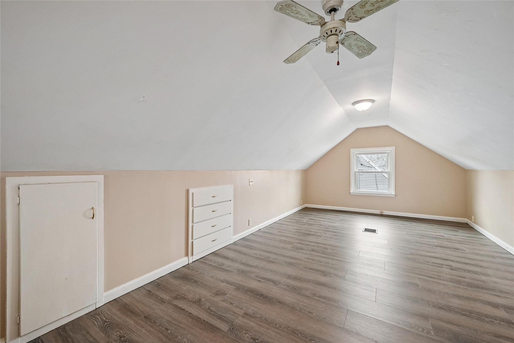 1117 35th Street NE Cedar Rapids IA 52402