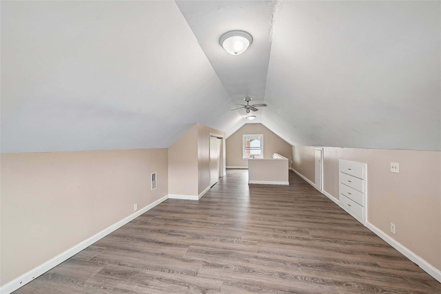 1117 35th Street NE Cedar Rapids IA 52402