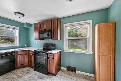 1117 35th Street NE Cedar Rapids IA 52402