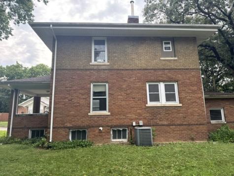 5 Willow Drive Mason City IA 50401