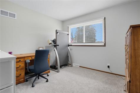 921 7th Street SE Mt Vernon IA 52314