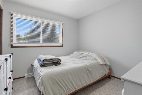 921 7th Street SE Mt Vernon IA 52314