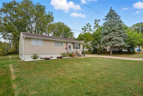 921 7th Street SE Mt Vernon IA 52314