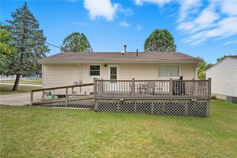 921 7th Street SE Mt Vernon IA 52314
