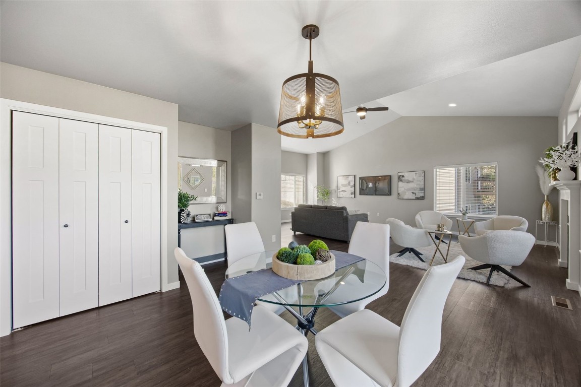 856 N 1st Avenue Iowa City IA 52245