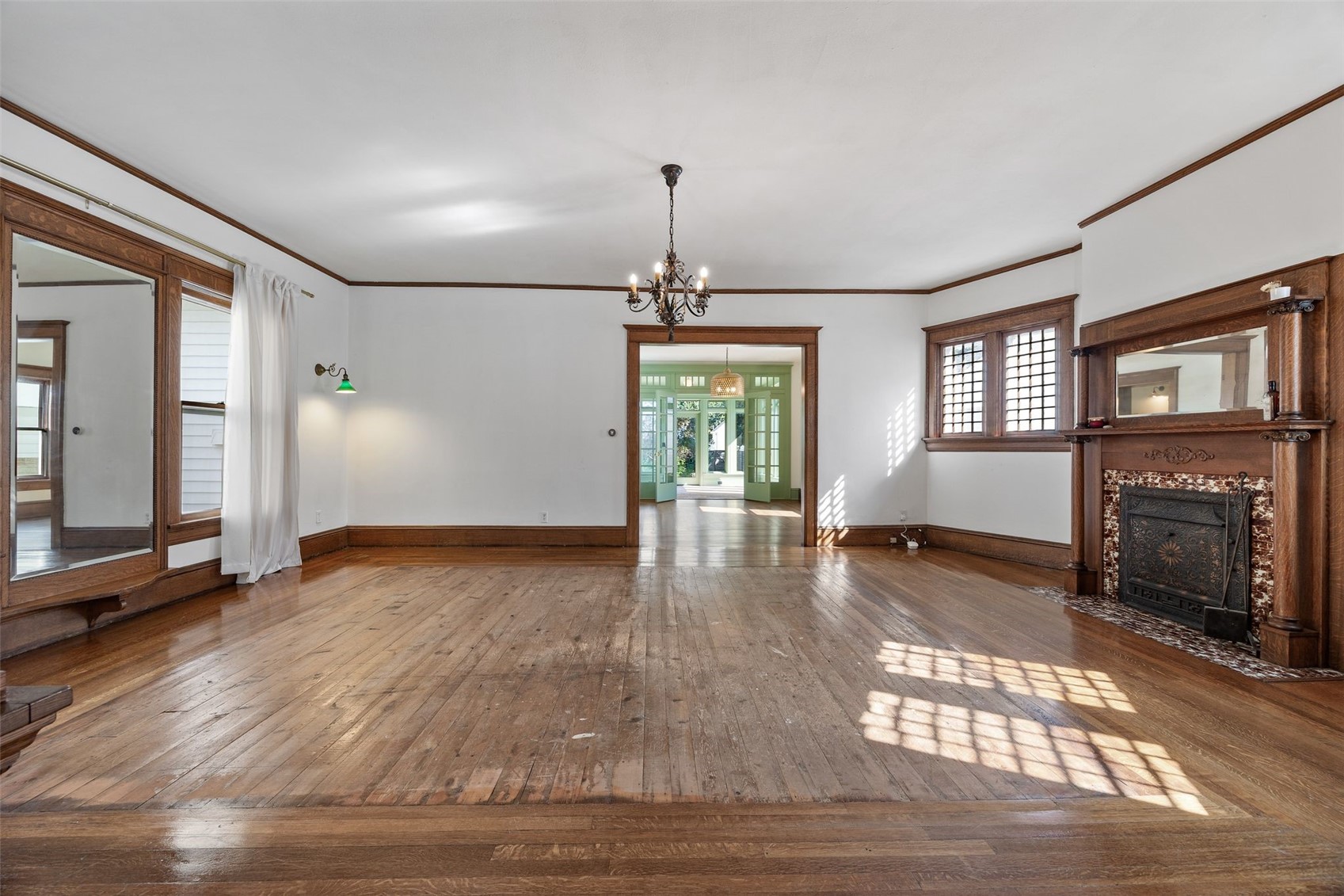304 E Union Street Manchester IA 52057