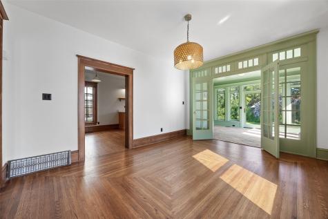 304 E Union Street Manchester IA 52057