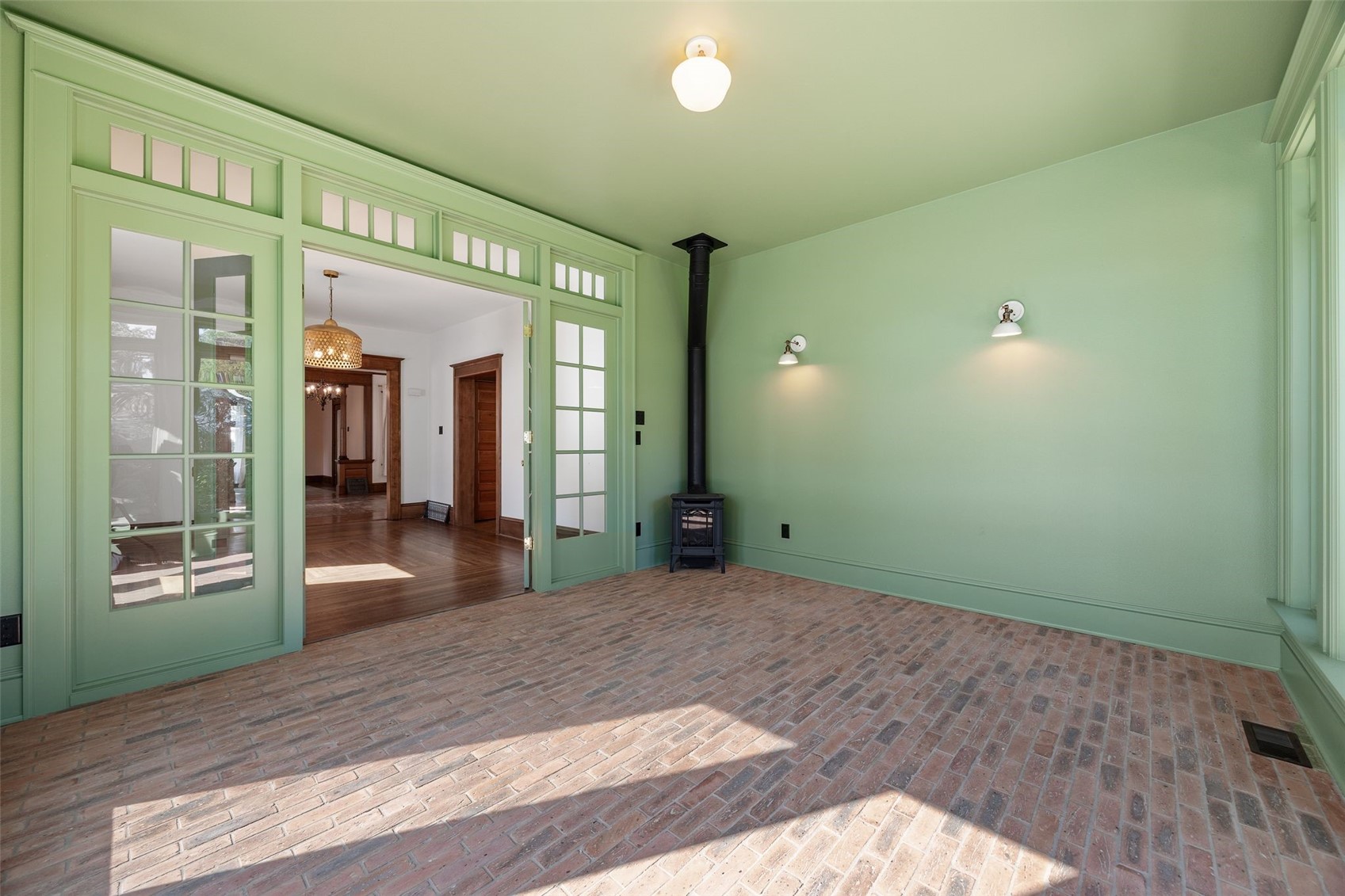 304 E Union Street Manchester IA 52057