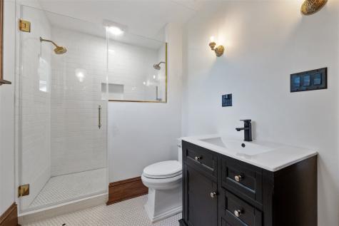 304 E Union Street Manchester IA 52057