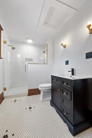304 E Union Street Manchester IA 52057