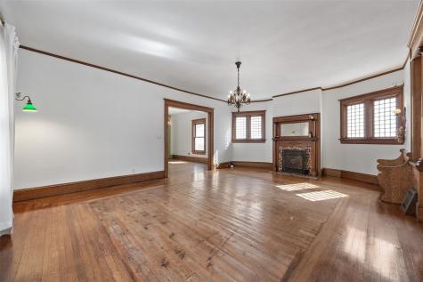 304 E Union Street Manchester IA 52057