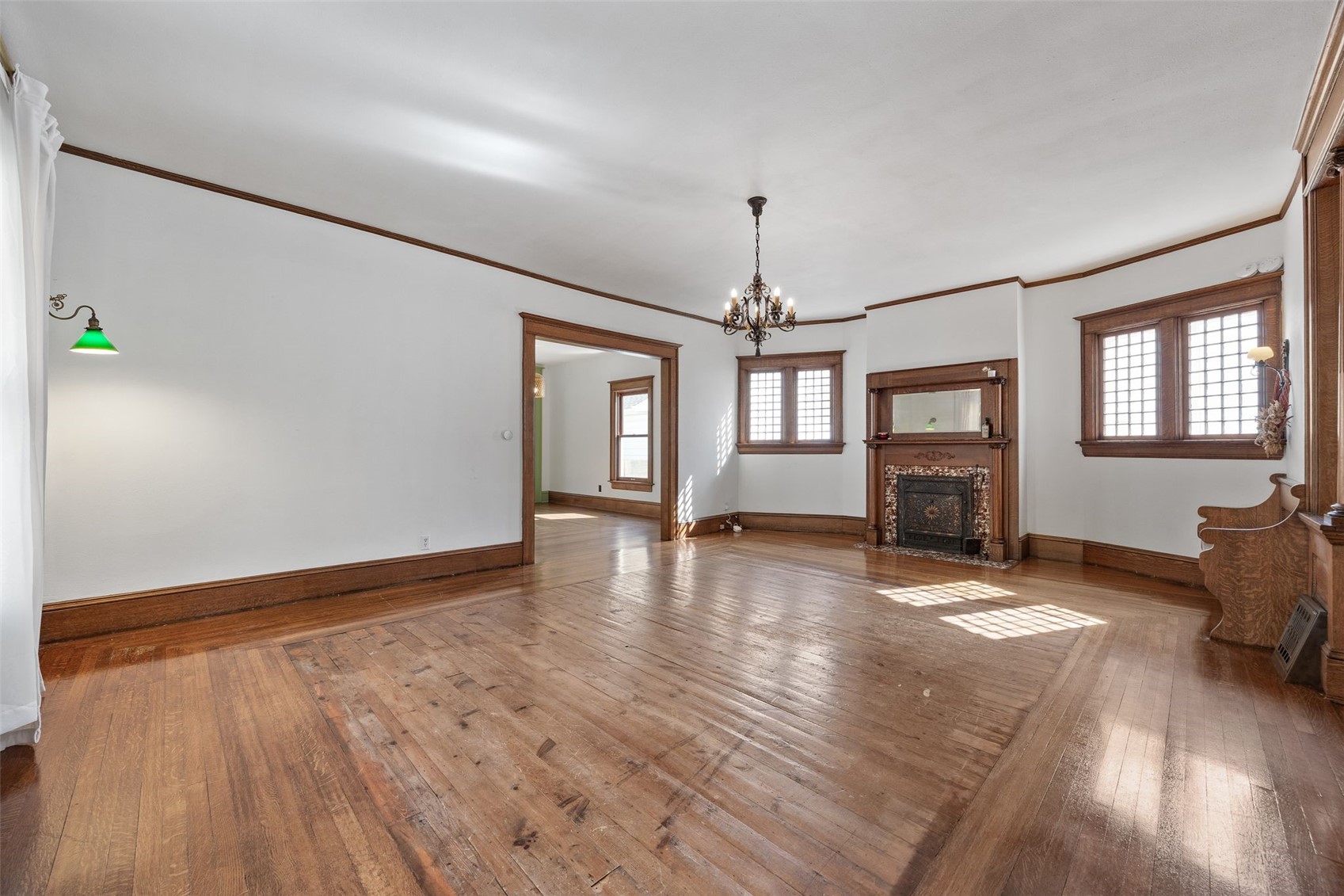 304 E Union Street Manchester IA 52057