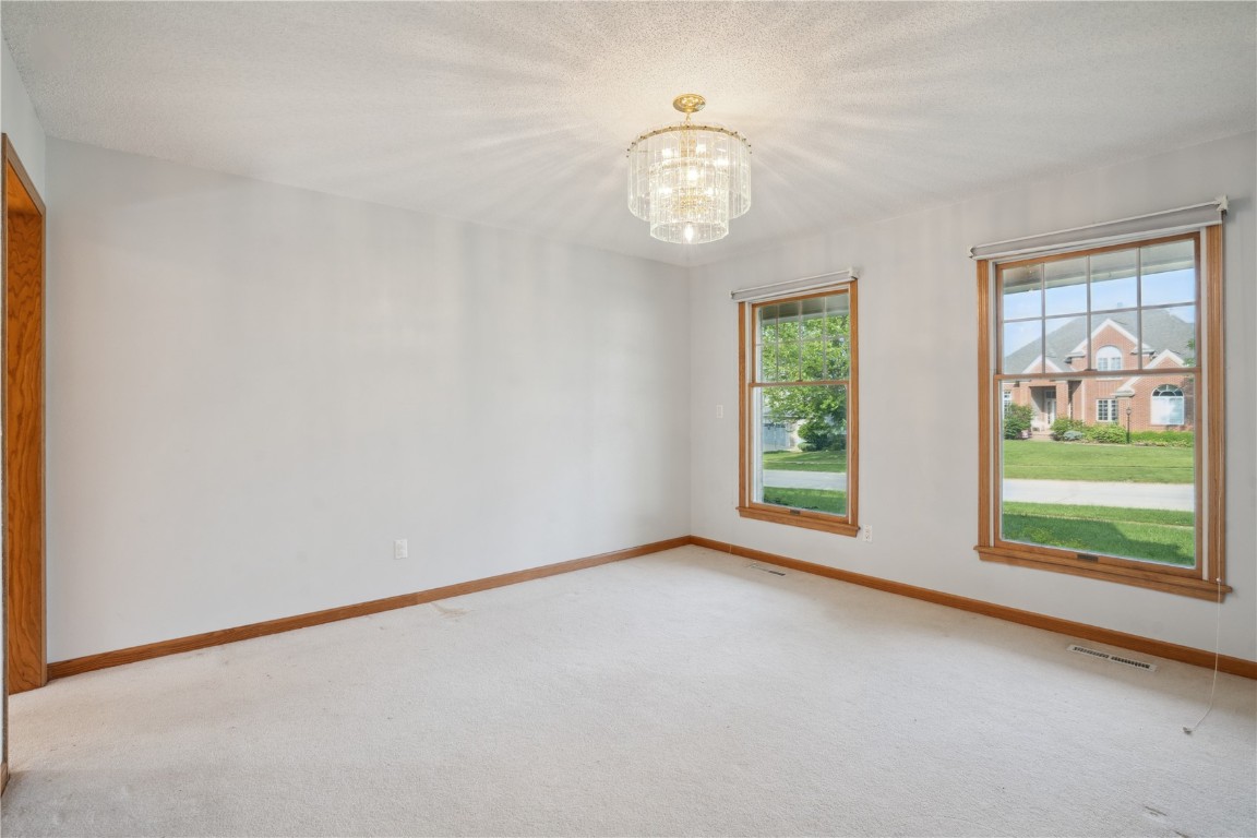 7604 Princeton Drive NE Cedar Rapids IA 52402