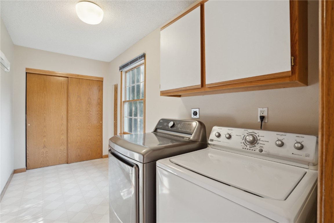7604 Princeton Drive NE Cedar Rapids IA 52402