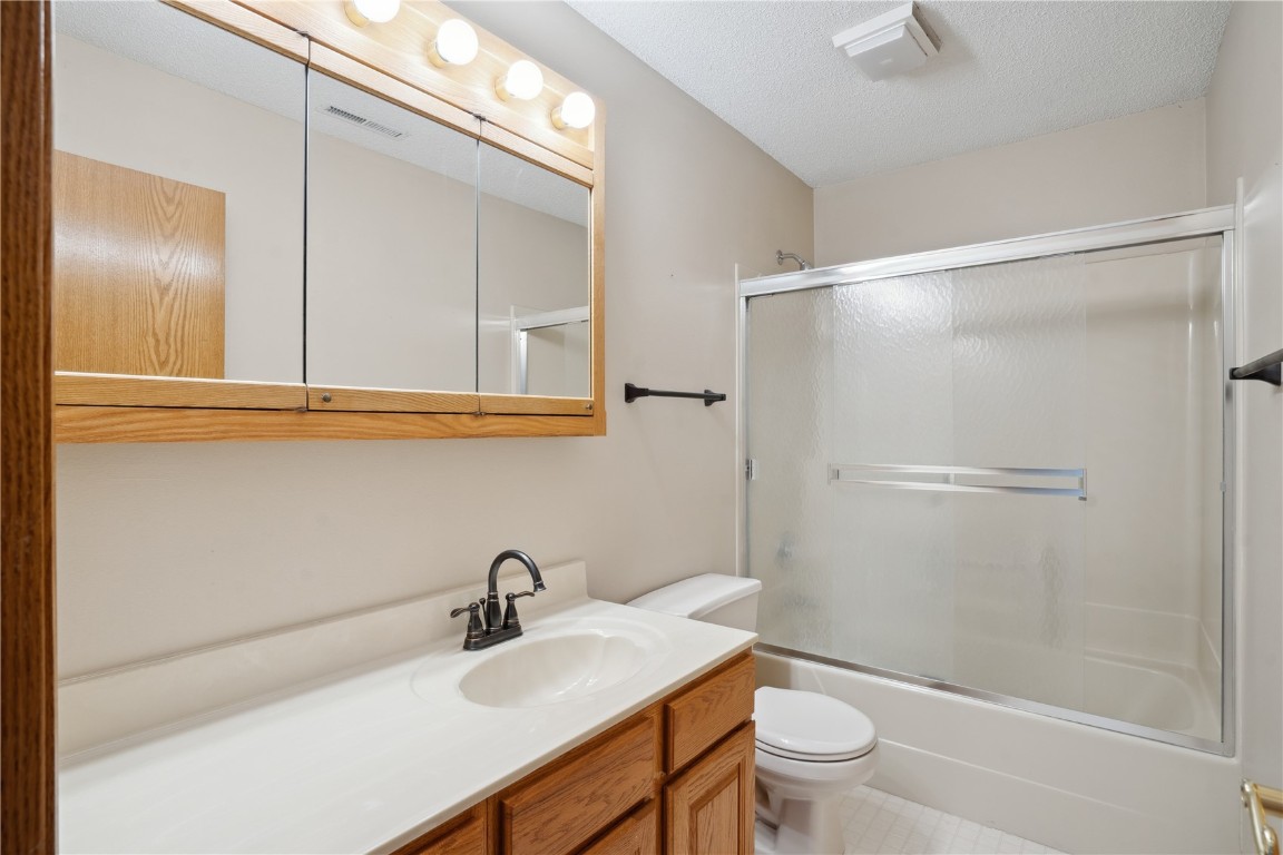 7604 Princeton Drive NE Cedar Rapids IA 52402