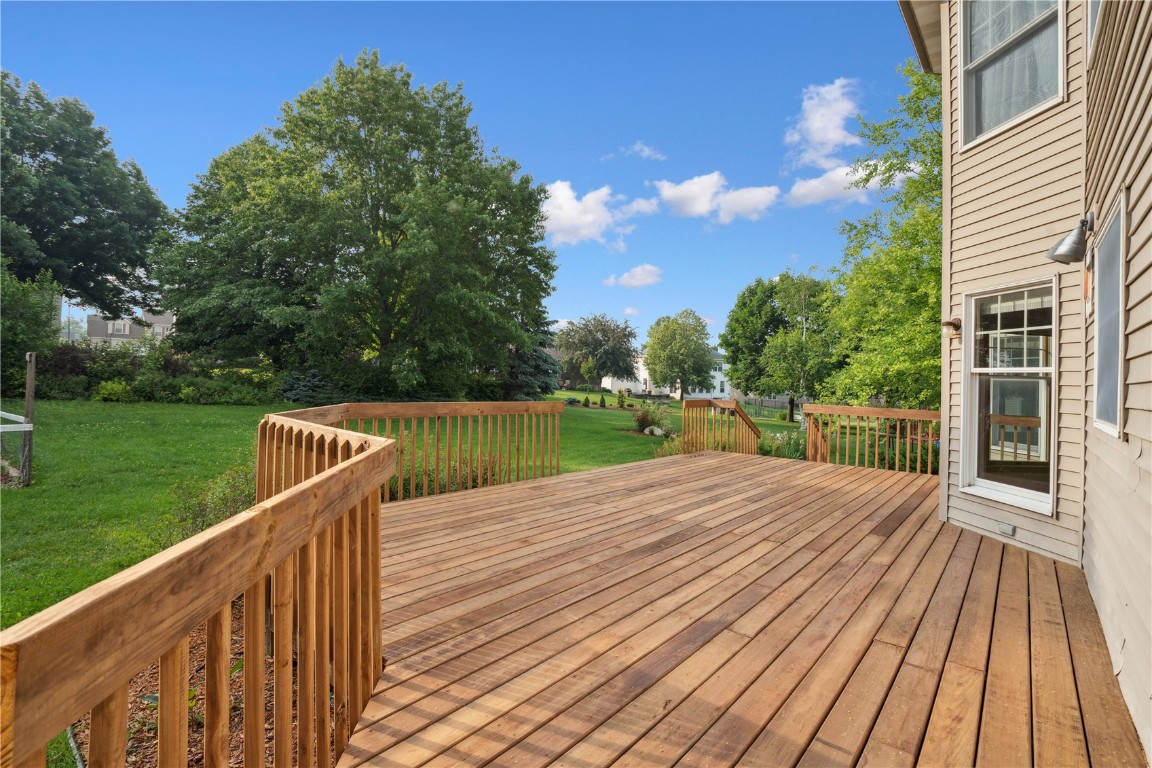 7604 Princeton Drive NE Cedar Rapids IA 52402