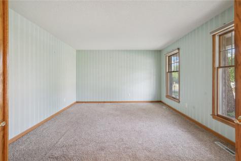 7604 Princeton Drive NE Cedar Rapids IA 52402