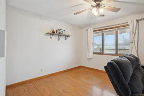 202 7th Street Van Horne IA 52346