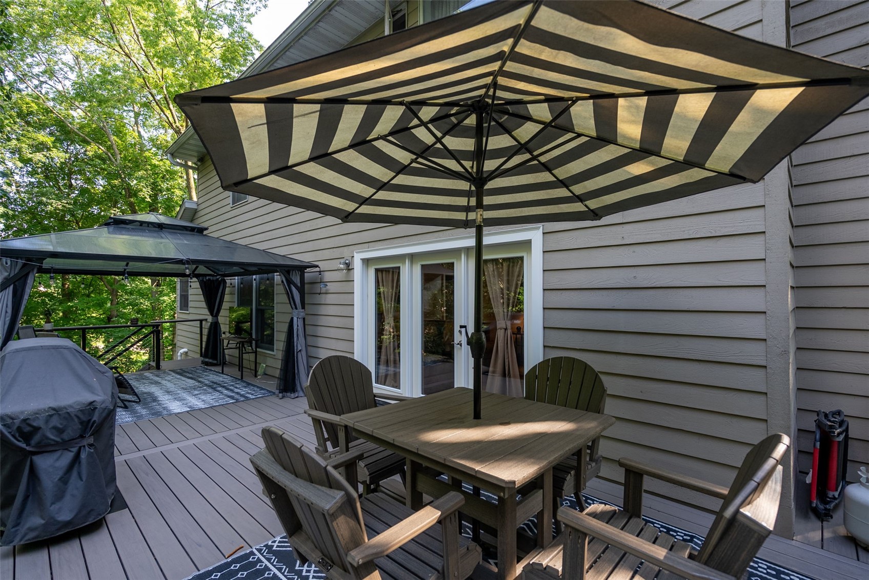 4322 Pioneer Trail SE Cedar Rapids IA 52403