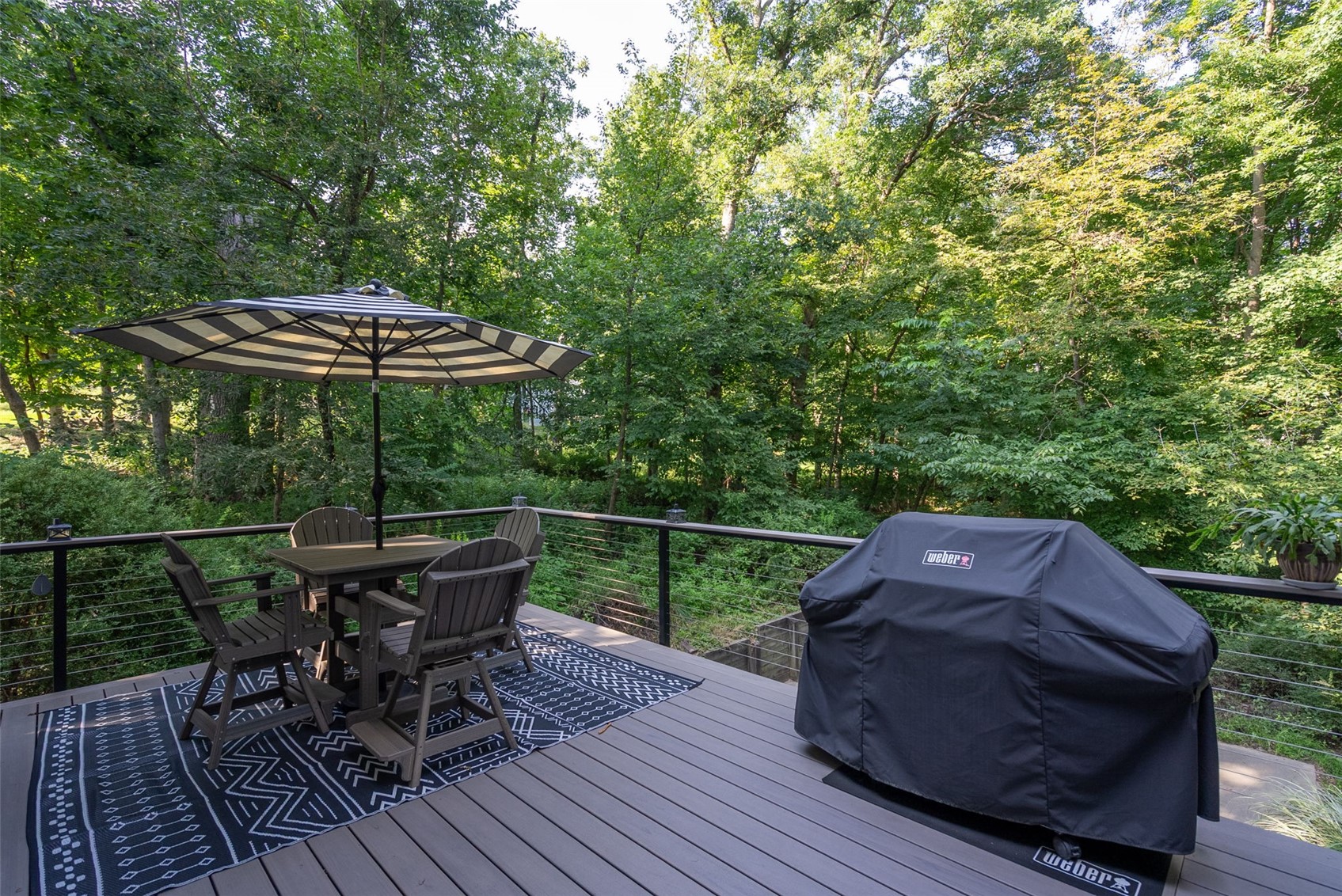 4322 Pioneer Trail SE Cedar Rapids IA 52403